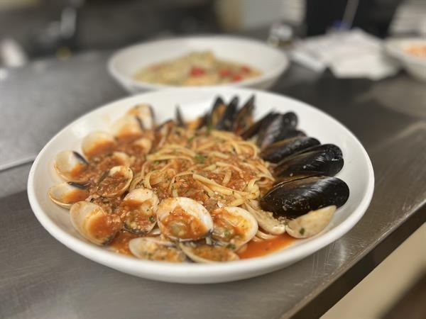 Perucci's Classic Italian Restaurant gallery photo